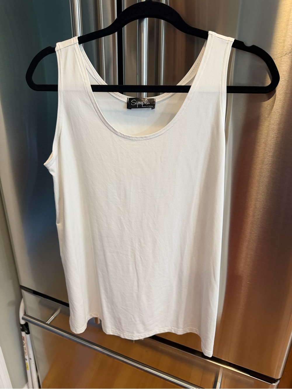 Sympli White Scoop Tank with Classic Cut